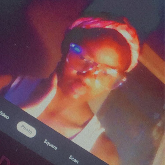 Meet your Posher, Jernaree - Picture 1 of 1